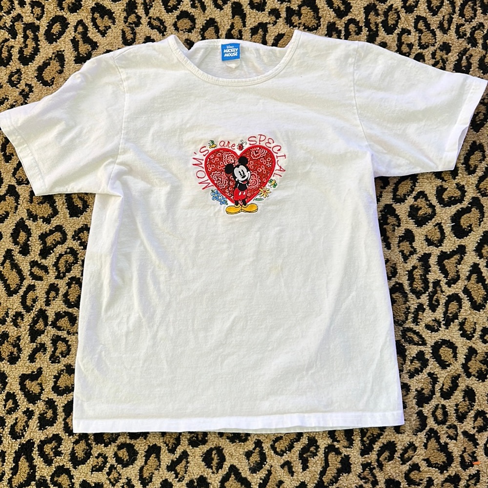 Vintage Embroidered Mickey Mouse Tshirt Gem